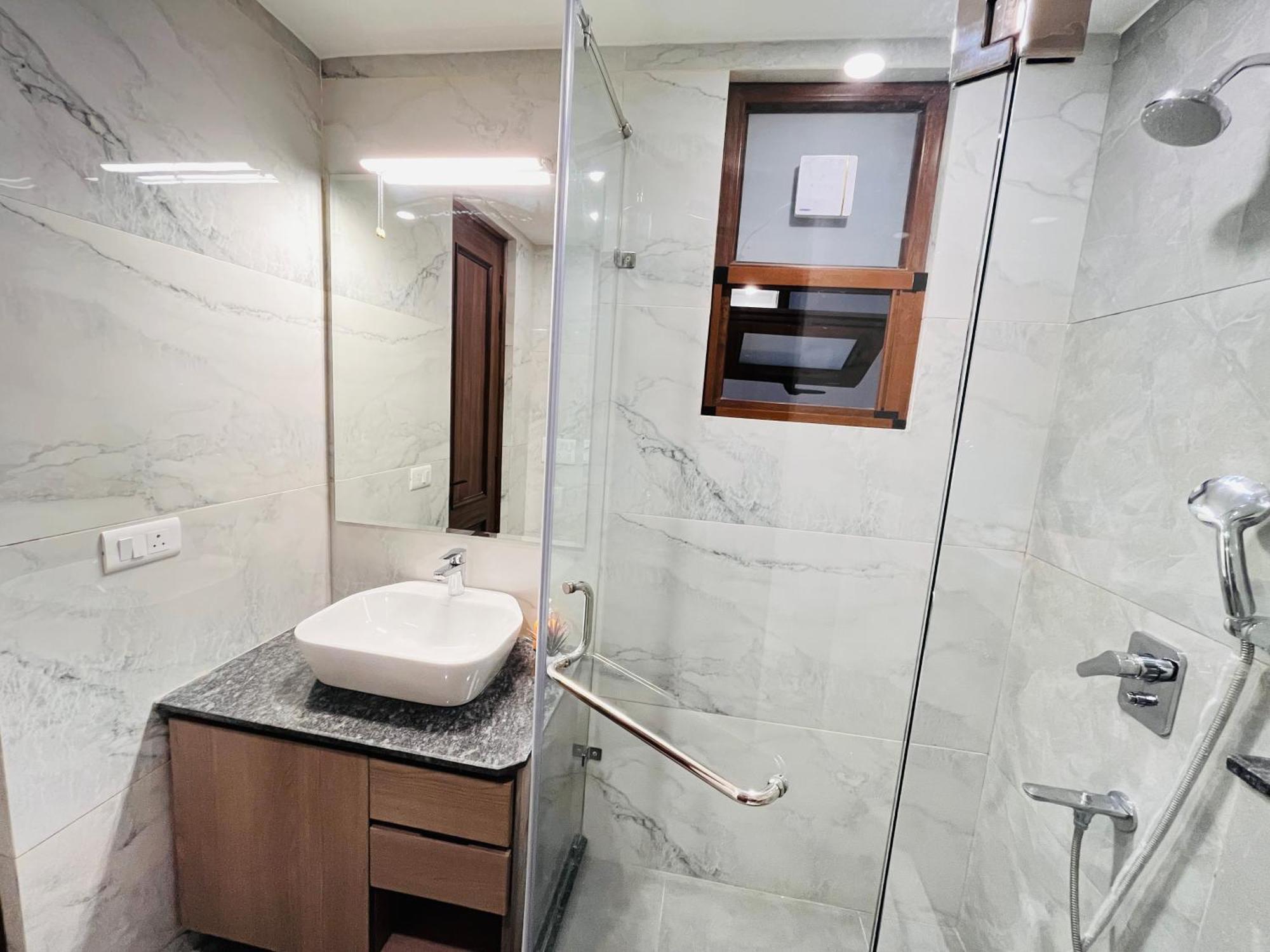 Hotel Gianmala Residency South Extension Near Aiims Delhi Neu-Delhi Exterior foto